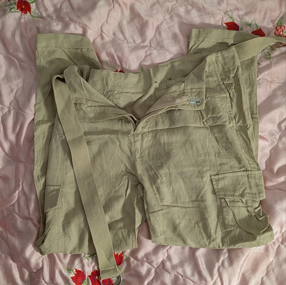 Beige Cargo pants with Belt